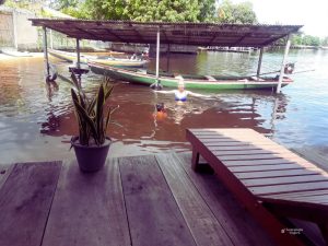 Chapuzón en el Río Preguiças en Barreirinhas,