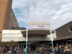 acceso al Stratford Centre, centro comercial en Stratford Londres