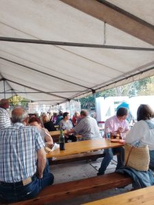 Feria gastronomica callejera en Ourense