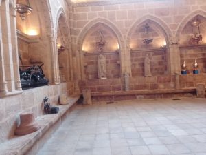 Interior catedral de San Martiño en Ourense